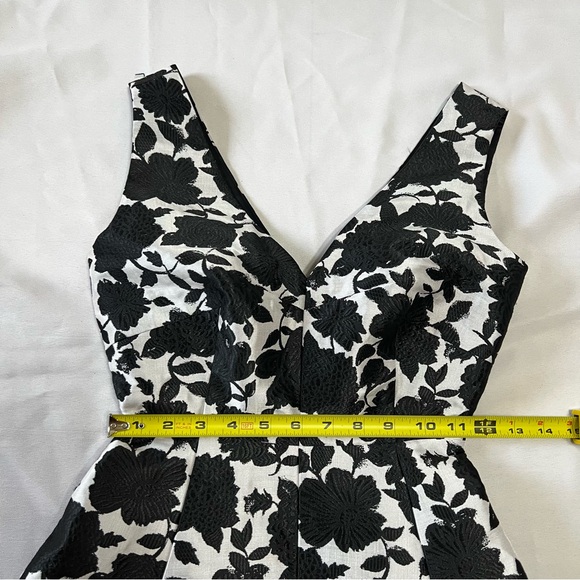 New Kate Spade Floral Soirée Dress- Black and White - Size OO - Picture 12 of 14